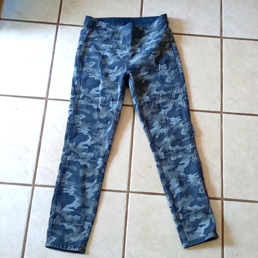 Camo Denim Reversible Jean Jeggings straight leg skinny jeans Size 7